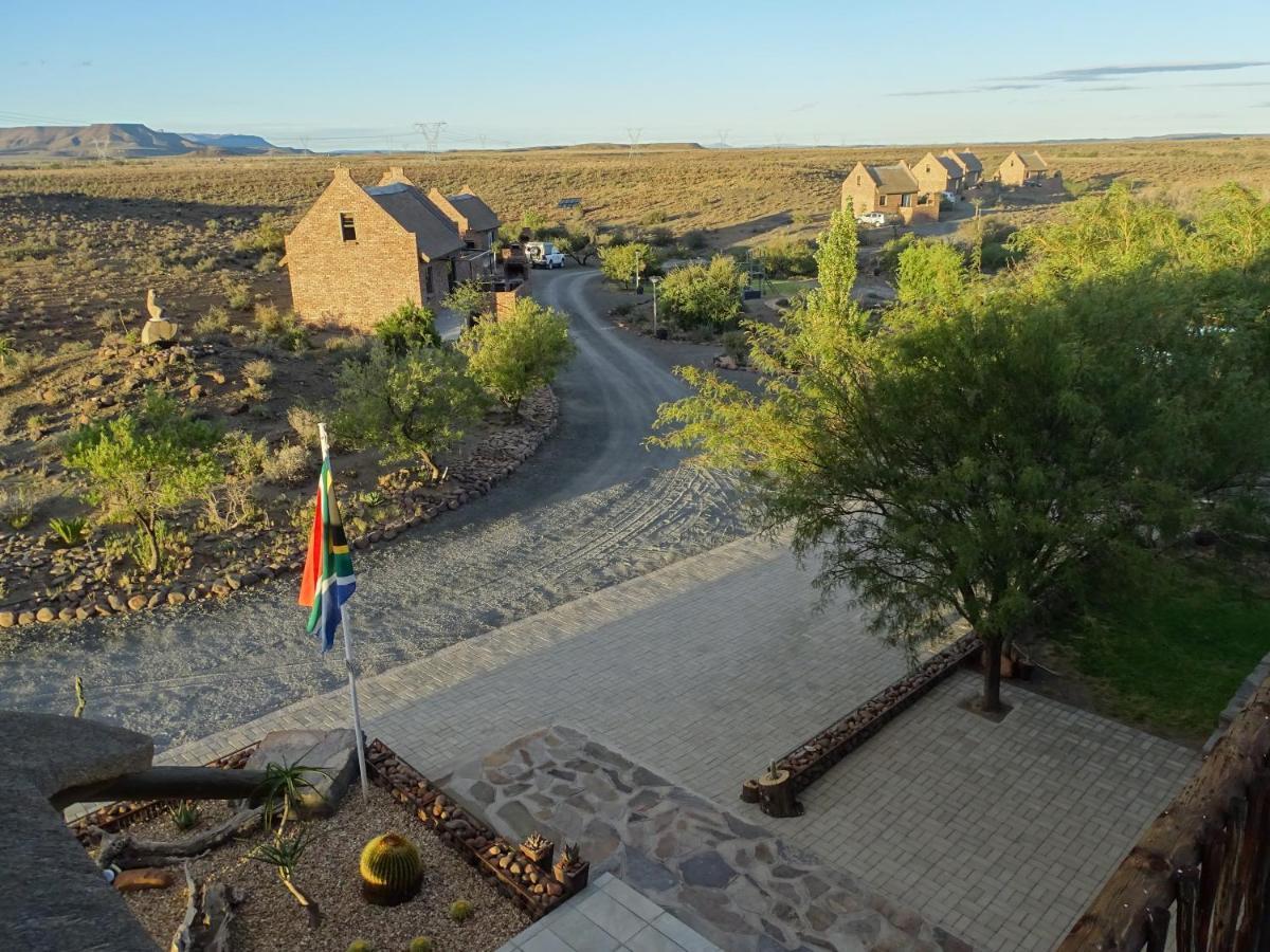 Teri-Lemveli Lodge Beaufort West Exterior foto
