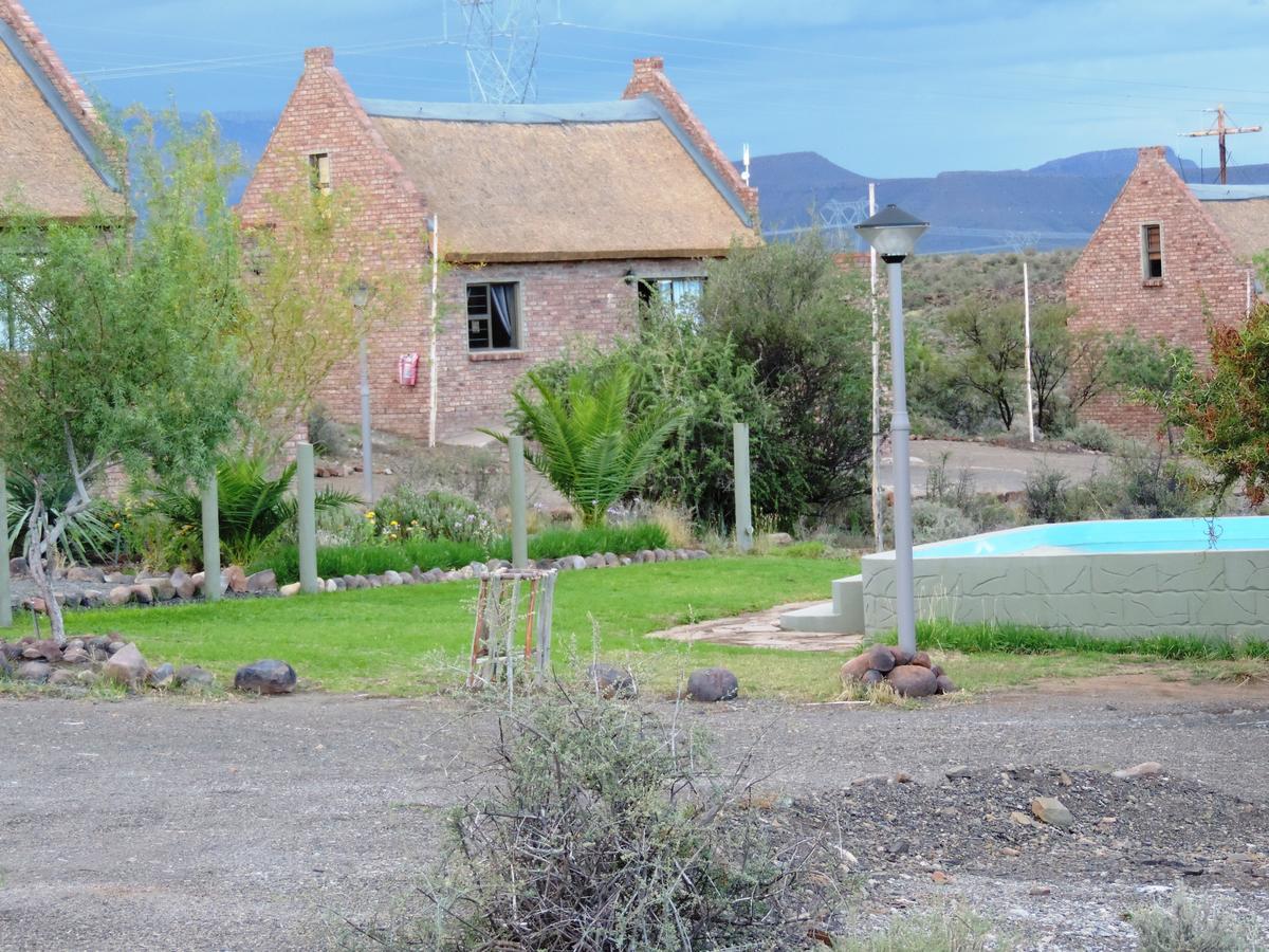 Teri-Lemveli Lodge Beaufort West Exterior foto